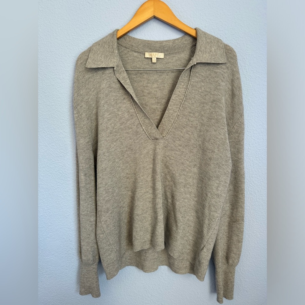 Wayf Oversized Gray V-Neck Collard Sweater